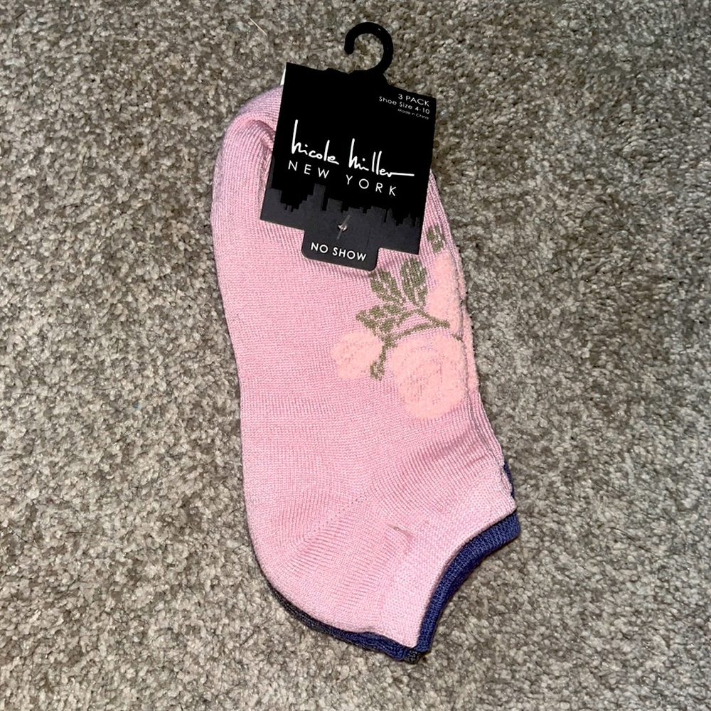 Nicole miller Socks